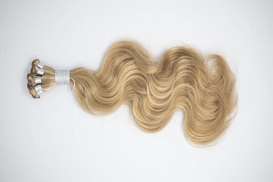 #D10/16   |   WAVY: Hand-Tied Weft Extensions